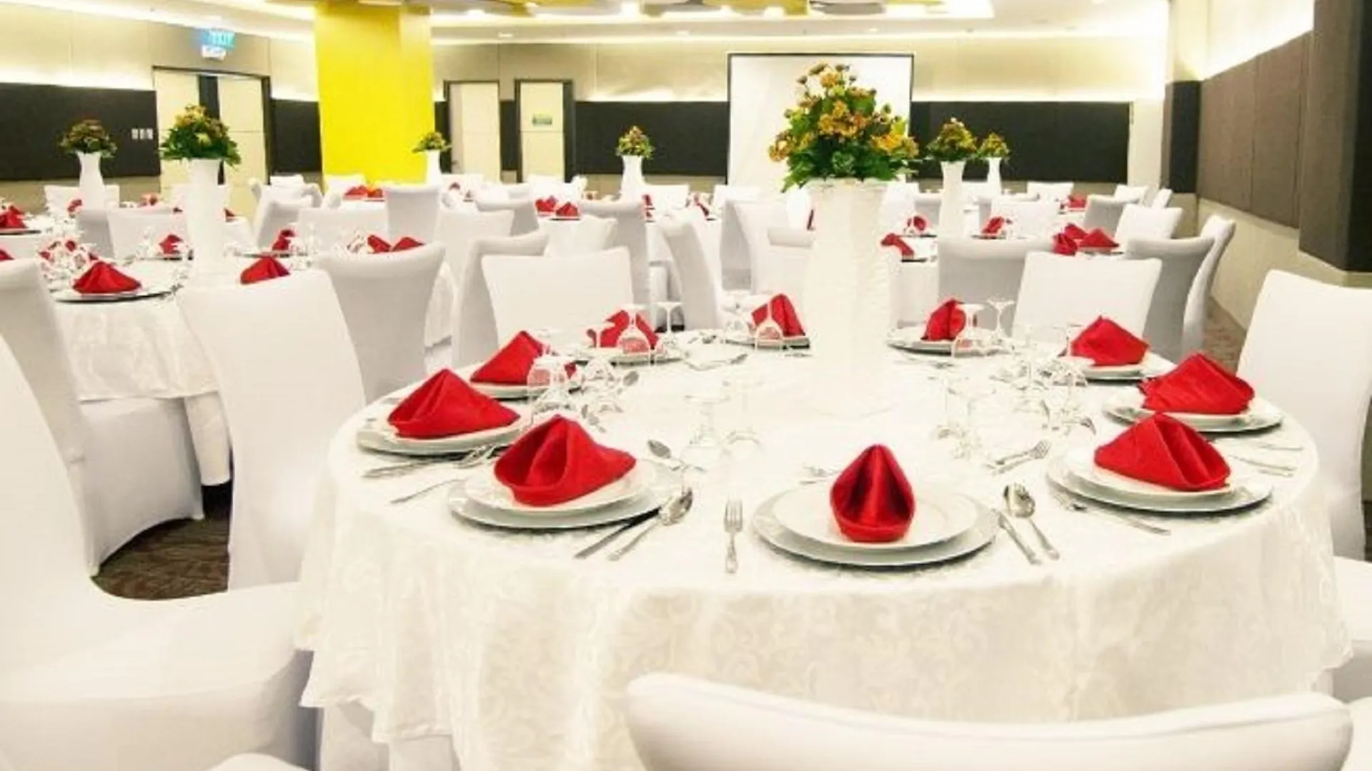 Go Hotels Lanang - Davao City